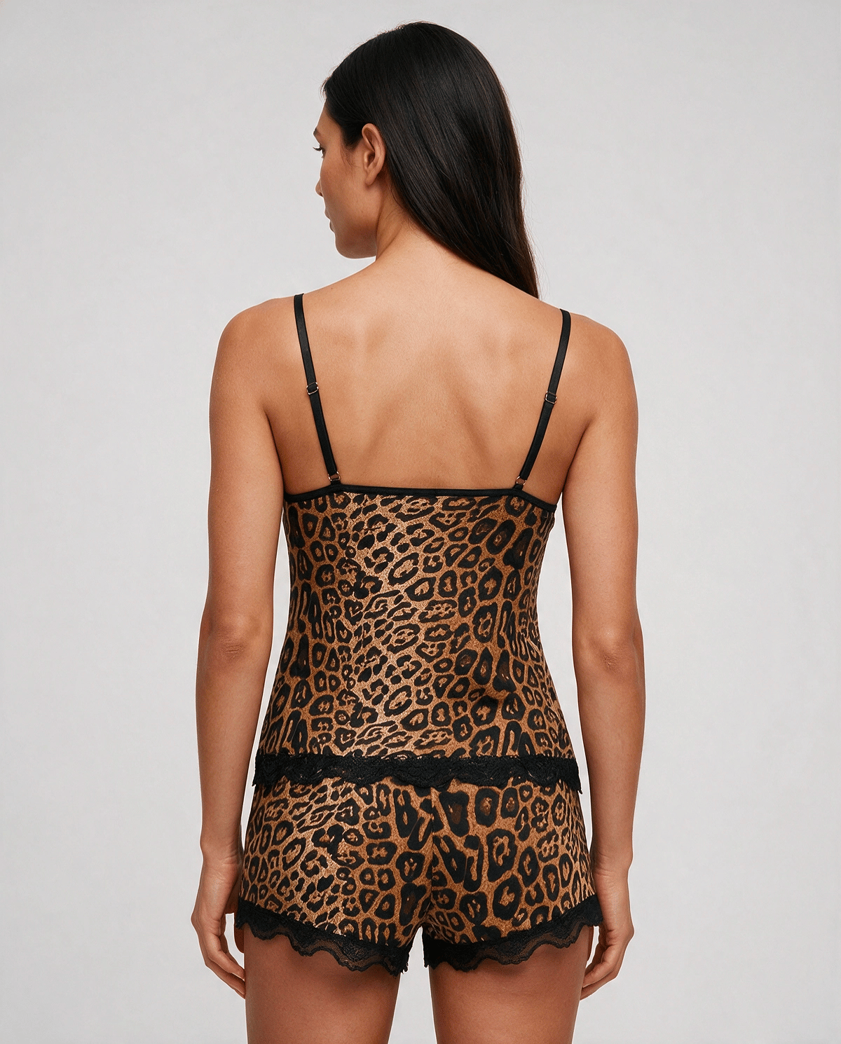 Elegant Leopard Pyjamas Set Dam